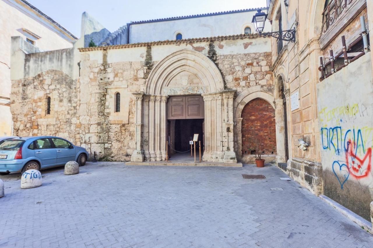 Ortigia San Pietro Apartment Syracuse Exterior photo